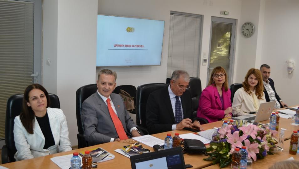 Делегацијата на Државната ревизорска институција на Црна Гора предводена од сенаторите Ковачевиќ и Јелиќ