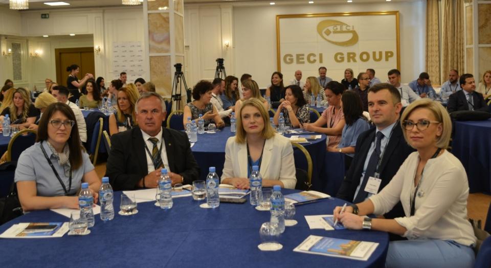 Делегацијата на Државниот завод за ревизија на конференцијата во Тирана