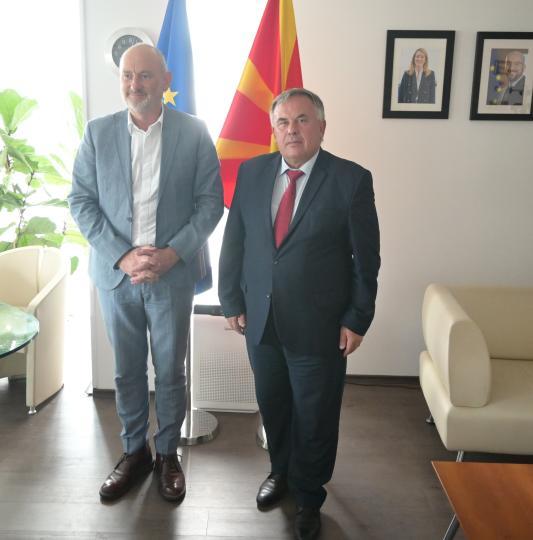 Главниот државен ревизор м-р Максим Ацевски и Амбасадорот на ЕУ во државата, Н.Е. Дејвид Гир