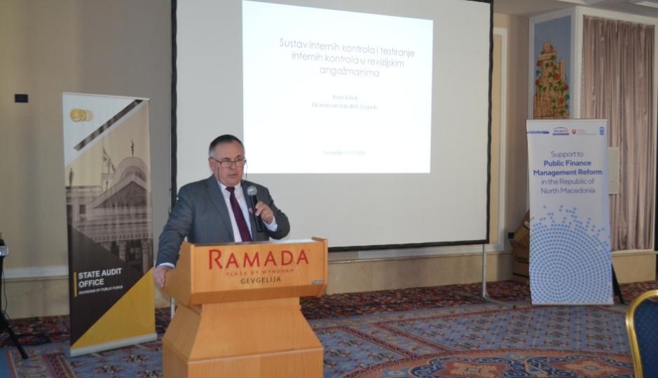 Воведно обраќање на Главниот државен ревизор, м-р Максим Ацевски, кој се осврна и укажа на улогата и значењето на континуираниот процес на едукација на вработените